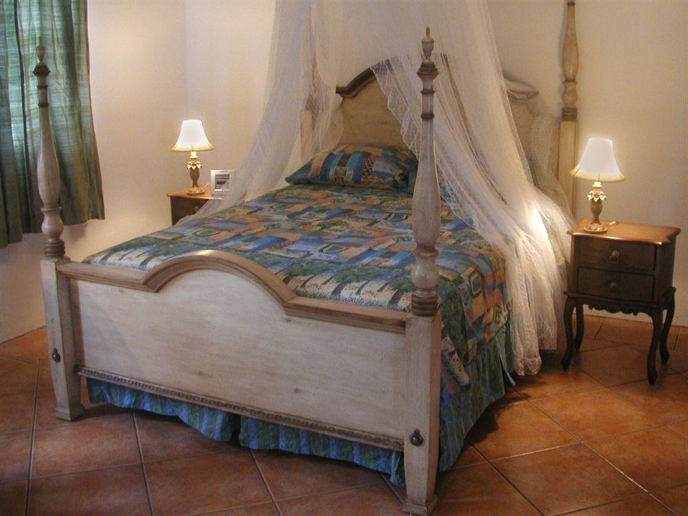 Nature'S Paradise Bed & Breakfast Marigot Bay Eksteriør bilde