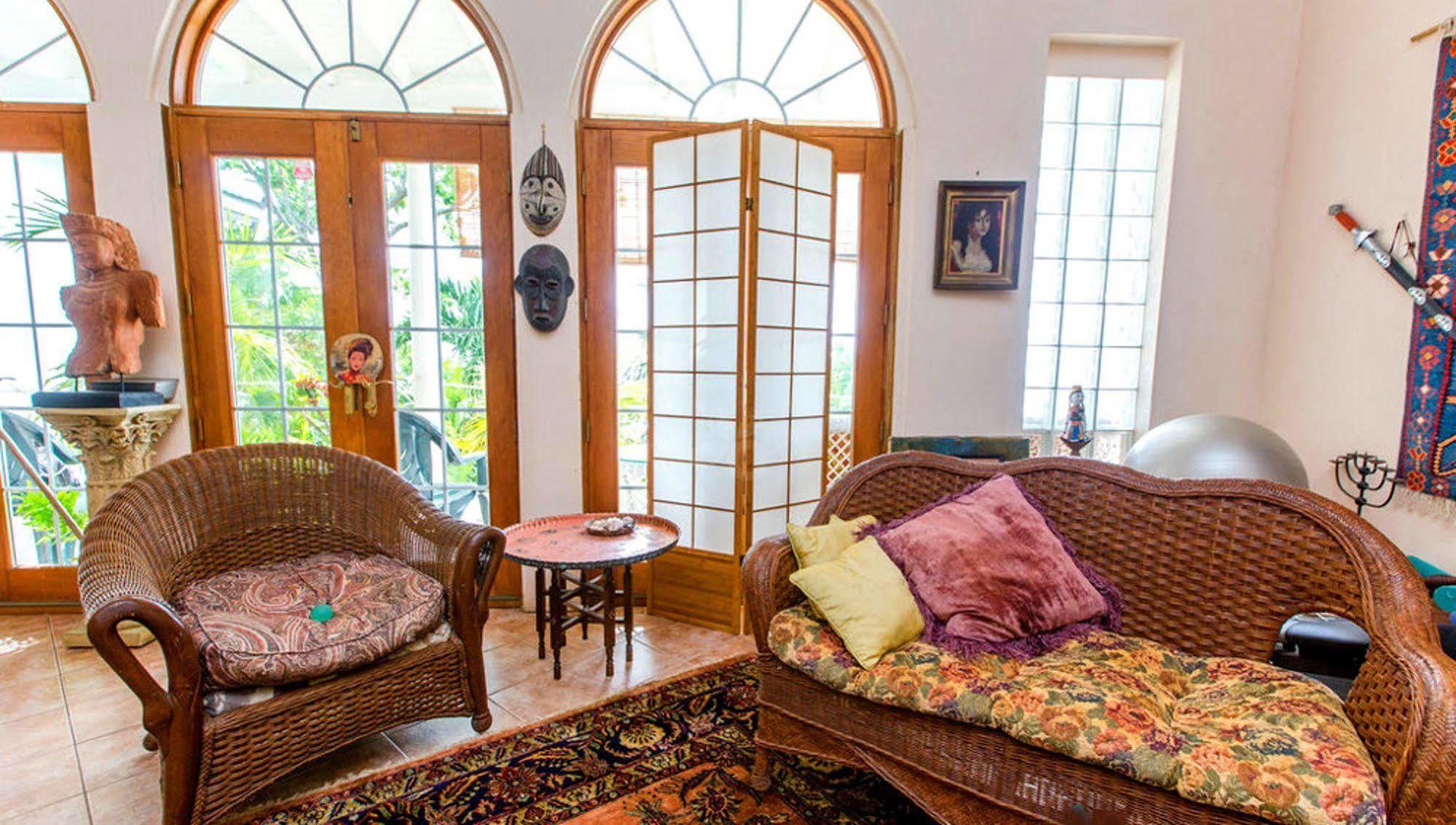 Nature'S Paradise Bed & Breakfast Marigot Bay Eksteriør bilde