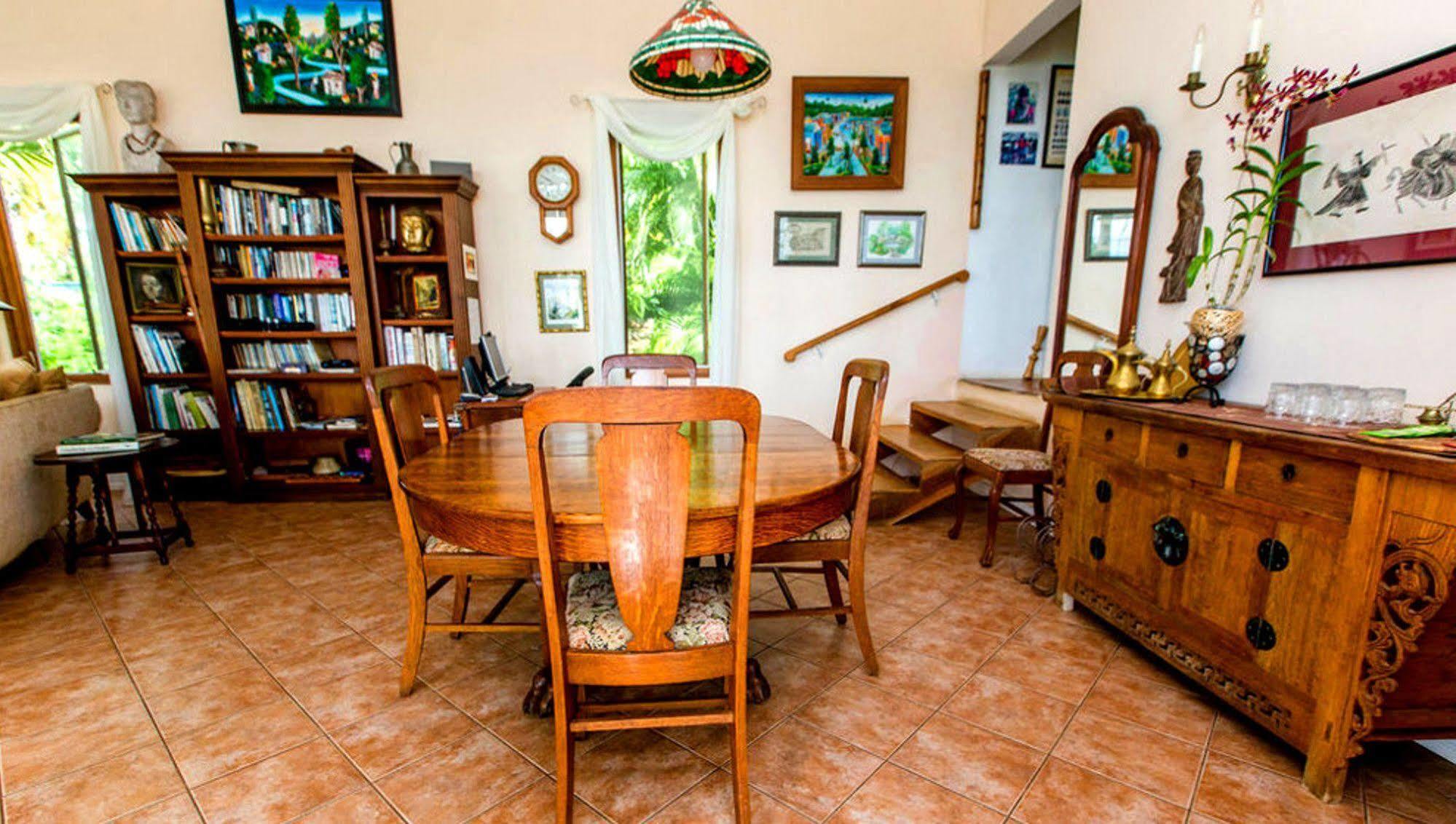 Nature'S Paradise Bed & Breakfast Marigot Bay Eksteriør bilde